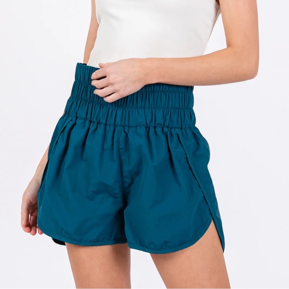 PINKBLUSH Teal Curved Hem Active Shorts - Picture 3 of 4